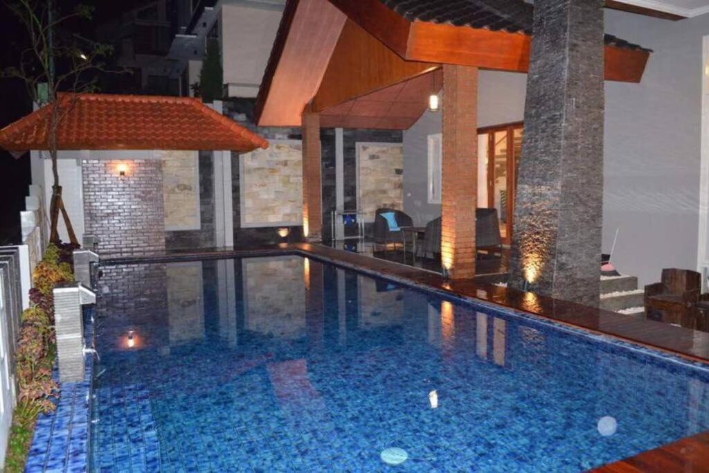 Villa Agro Kusuma Pinus R7 Batu  Bagian luar foto